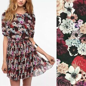 Purple Floral Key Hole Back Mini Dress